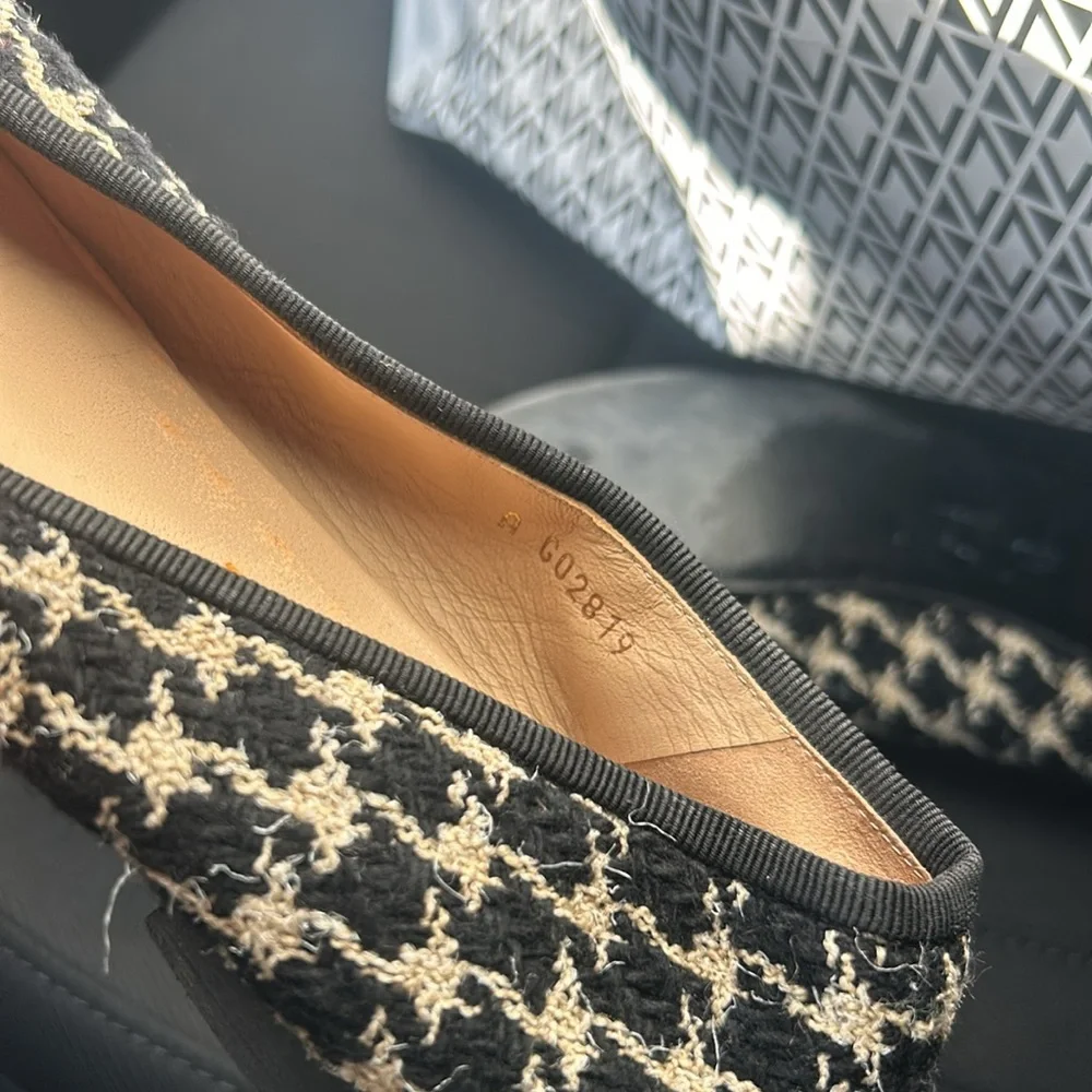 $100 v e nmo Chanel vintage ballet flats - Picture 5 of 6